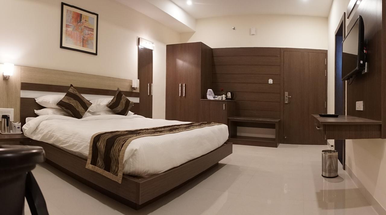 Admire Inn By Tgi Udaipur Exterior foto